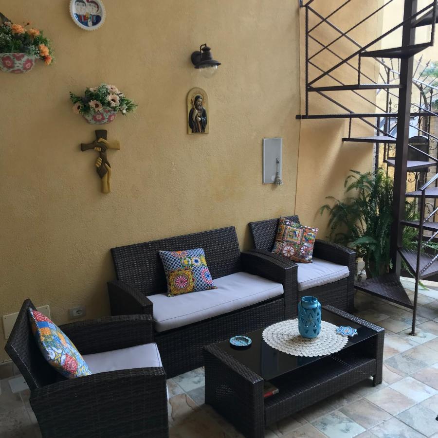 L'Elegante Dependance Del Barone Francesco Sala Apartamento Agrigento Exterior foto