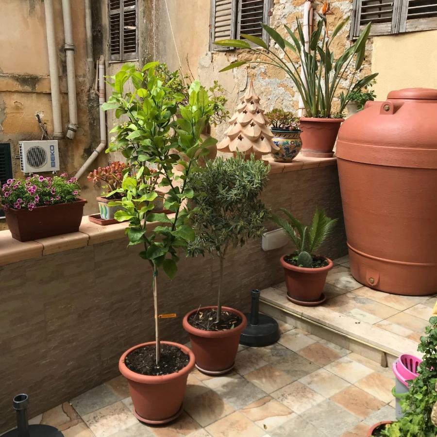 L'Elegante Dependance Del Barone Francesco Sala Apartamento Agrigento Exterior foto